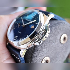 Точно такая же модель, как у Ди Ли Жэба Бренд： Panerai Серия： LU