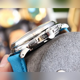 Точно такая же модель, как у Ди Ли Жэба Бренд： Panerai Серия： LU