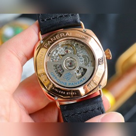 Новая модель V7 Бренд  Panerai Серия  Radiomir Тип механизма 