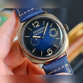 Новая модель Panerai SUBMERSIBLE BMG-TECH — 44-миллиметровые часы