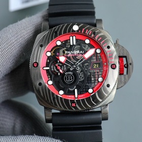 Новая модель SUBMERSIBLE BMG-TECH от Panerai — 47-миллиметровая ч