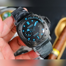 Новая модель SUBMERSIBLE BMG-TECH от Panerai — 47-миллиметровая ч