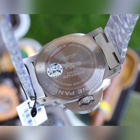 Новейшая версия V7. Panerai SUBMERSIBLE BMG-TECH — 47-миллиметров