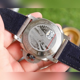 Бренд： Panerai Серия： SUBMERSIBLE Тип механизма： автоматический м