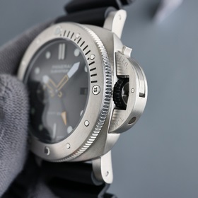 Бренд： Panerai Серия： SUBMERSIBLE Тип механизма： автоматический м