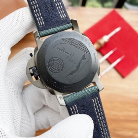 Версия V7 Часы Panerai Submersible Verde Militare серии Submersib