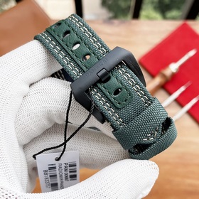 Версия V7 Часы Panerai Submersible Verde Militare серии Submersib