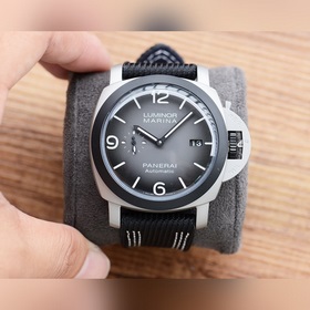V7 Panerai представляет новую модель [Фейерверк] [Фейерверк] [Фей