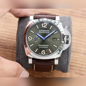 V7 Panerai представляет новую модель [Фейерверк] [Фейерверк] [Фей
