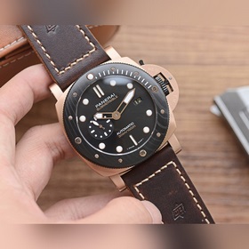 Новейшая версия V7 - AM01070. Часы Panerai SUBMERSIBLE BMG-TECH -