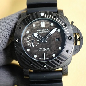 Panerai SUBMERSIBLE BMG-TECH — 44-миллиметровые часы из серии Sub