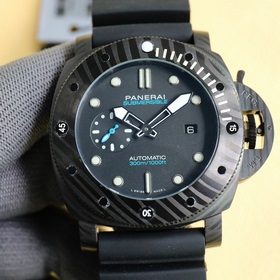 Panerai SUBMERSIBLE BMG-TECH — 44-миллиметровые часы из серии Sub