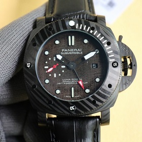 Panerai SUBMERSIBLE BMG-TECH — 44-миллиметровые часы из серии Sub