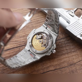 Patek Philippe Реплика стального часового механизма 5711 Nautilus