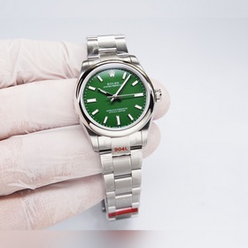 Новая модель Rolex Oyster Perpetual 31 серии 2024 года 1. Оснащен