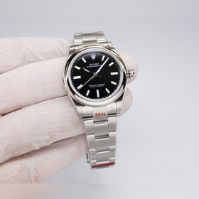 Новая модель Rolex Oyster Perpetual 31 серии 2024 года 1. Оснащен