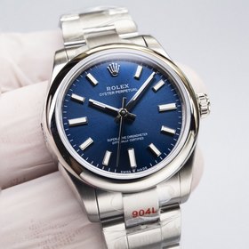 Новая модель Rolex Oyster Perpetual 31 серии 2024 года 1. Оснащен