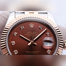 J5 возвращается с новым шедевром — часами Rolex Oyster Perpetual 