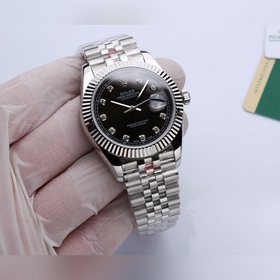 J5 возвращается с новым шедевром — часами Rolex Oyster Perpetual 