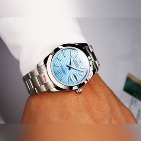 J5 возвращается с новым шедевром — часами Rolex Oyster Perpetual 
