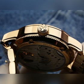 Vacheron Constanti Уникальная версия от мастеров-ремесленников с 