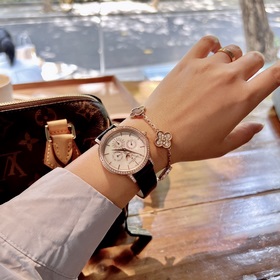 Новинка | Vacheron Constantin Женские часы с вечным календарем 43