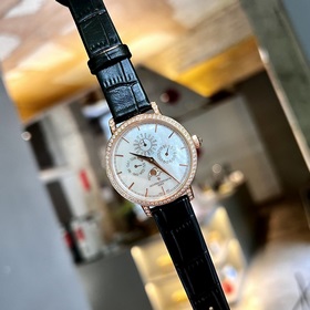 Новинка | Vacheron Constantin Женские часы с вечным календарем 43
