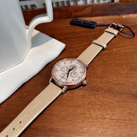 Новинка | Vacheron Constantin Женские часы с вечным календарем 43