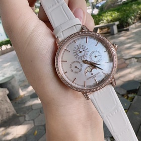 Новинка | Vacheron Constantin Женские часы с вечным календарем 43