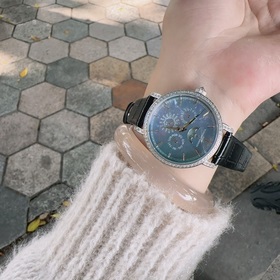 Новинка | Vacheron Constantin Женские часы с вечным календарем 43