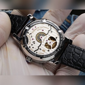 Vacheron Constanti - уникальная версия мастера-часовщика с мансар