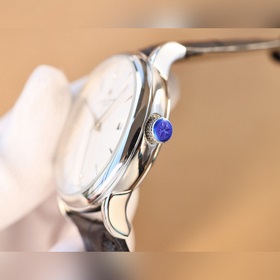 Vacheron Constantin — классические мужские часы с тремя стрелками