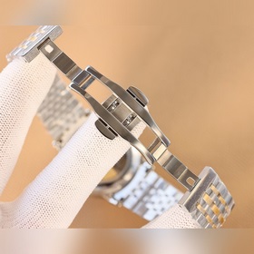 Vacheron Constantin — классические мужские часы с тремя стрелками
