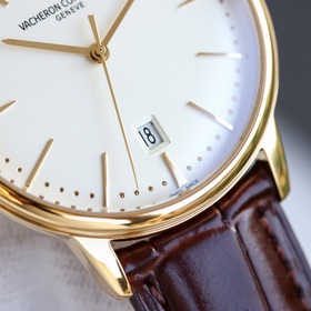 Новейшая версия часов для пар из серии Heritage от Vacheron Const