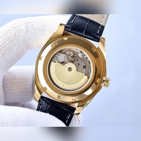 Vacheron Constantin — классические мужские часы с тремя стрелками