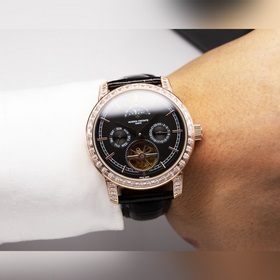 Новейшая модель от Vacheron Constantin. Уникальная версия от маст
