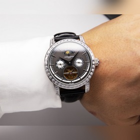 Новейшая модель от Vacheron Constantin. Уникальная версия от маст