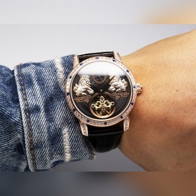 Новое обновление [Версия с бриллиантовым ободом] Vacheron Constan
