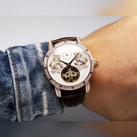 Новое обновление [Версия с бриллиантовым ободом] Vacheron Constan