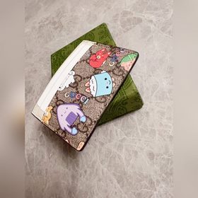 Новинка от Gucci! Карман для карт с камуфляжным рисунком. Изыскан