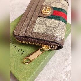 GG Marmont серия кард-пакетов — элегантный изящный дизайн, объеди