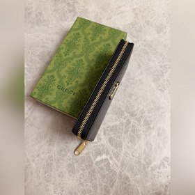 Кошельки серии GG Marmont изготовлены из классической прочной кож