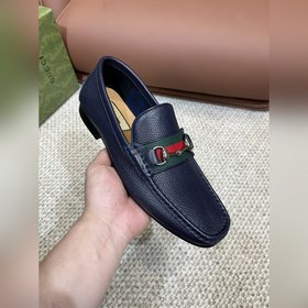 Торговая марка товара： GUCCI Размер： 38-45 (размеры 38 и 45 не по