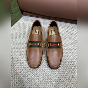 Торговая марка товара： GUCCI Размер： 38-45 (размеры 38 и 45 не по