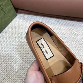 Торговая марка товара： GUCCI Размер： 38-45 (размеры 38 и 45 не по