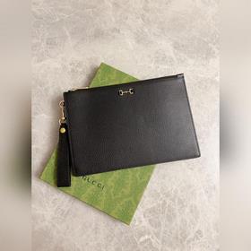 Кошельки серии GG Marmont изготовлены из классической прочной кож