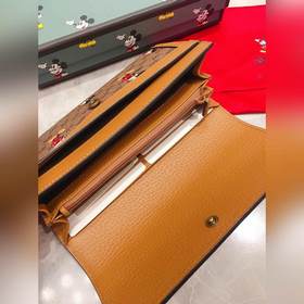 Официальный сайт Gucci обновлен! В сотрудничестве с Disney создан