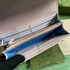 Длинный кошелек с логотипом Gucci, выполненным рукописным шрифтом