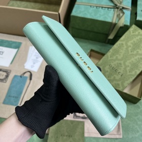 Длинный кошелек с логотипом Gucci, выполненным рукописным шрифтом