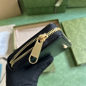 Длинный кошелек с логотипом Gucci, выполненным рукописным шрифтом